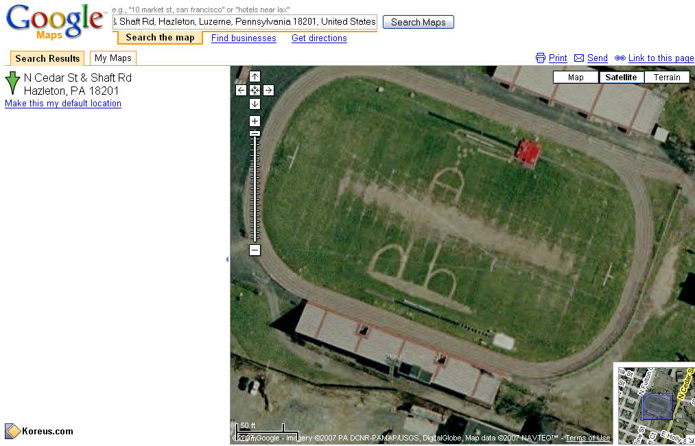 http://media.koreus.com/200712/stade-hazleton-google-maps.jpg