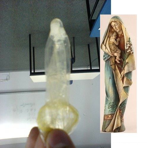 Préservatif en forme de Vierge