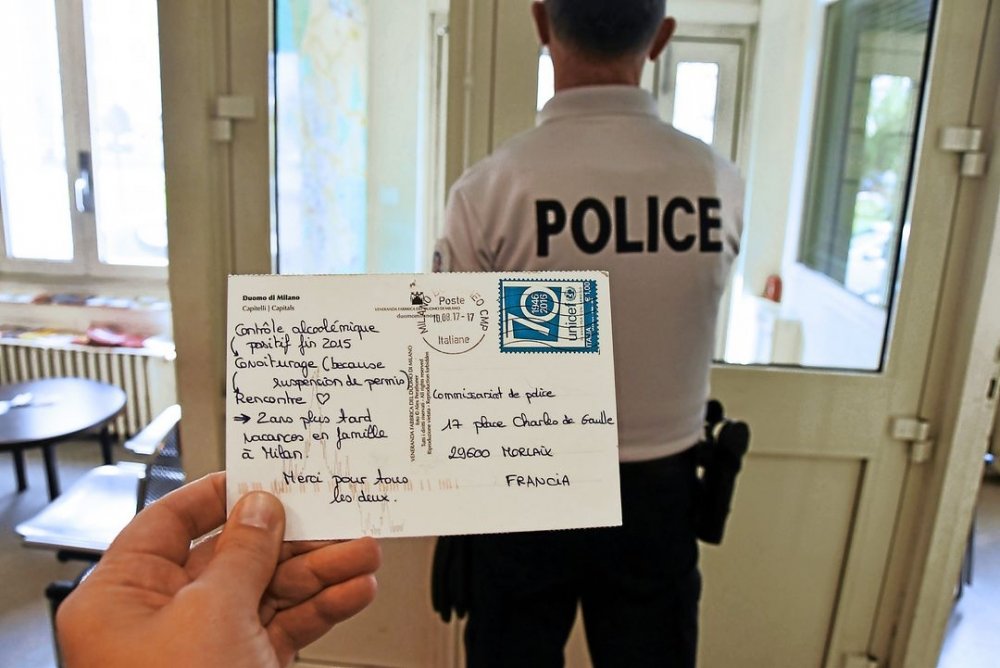 police-carte-postale-permis.jpg